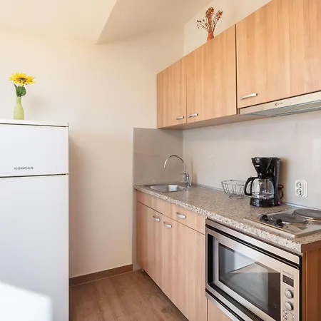 Filip Apartments - Free Parking By The House Makarska Exterior photo