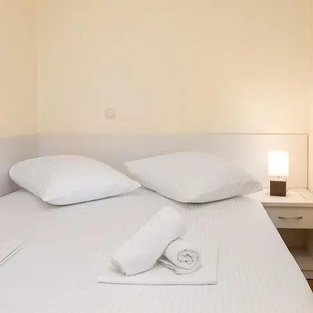 Filip Apartments - Free Parking By The House Makarska Exterior photo