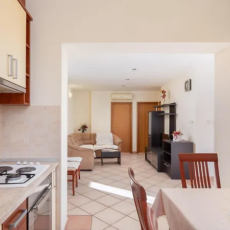 Filip Apartments - Free Parking By The House Makarska Exterior photo