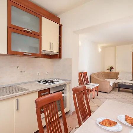 Filip Apartments - Free Parking By The House Makarska Exterior photo