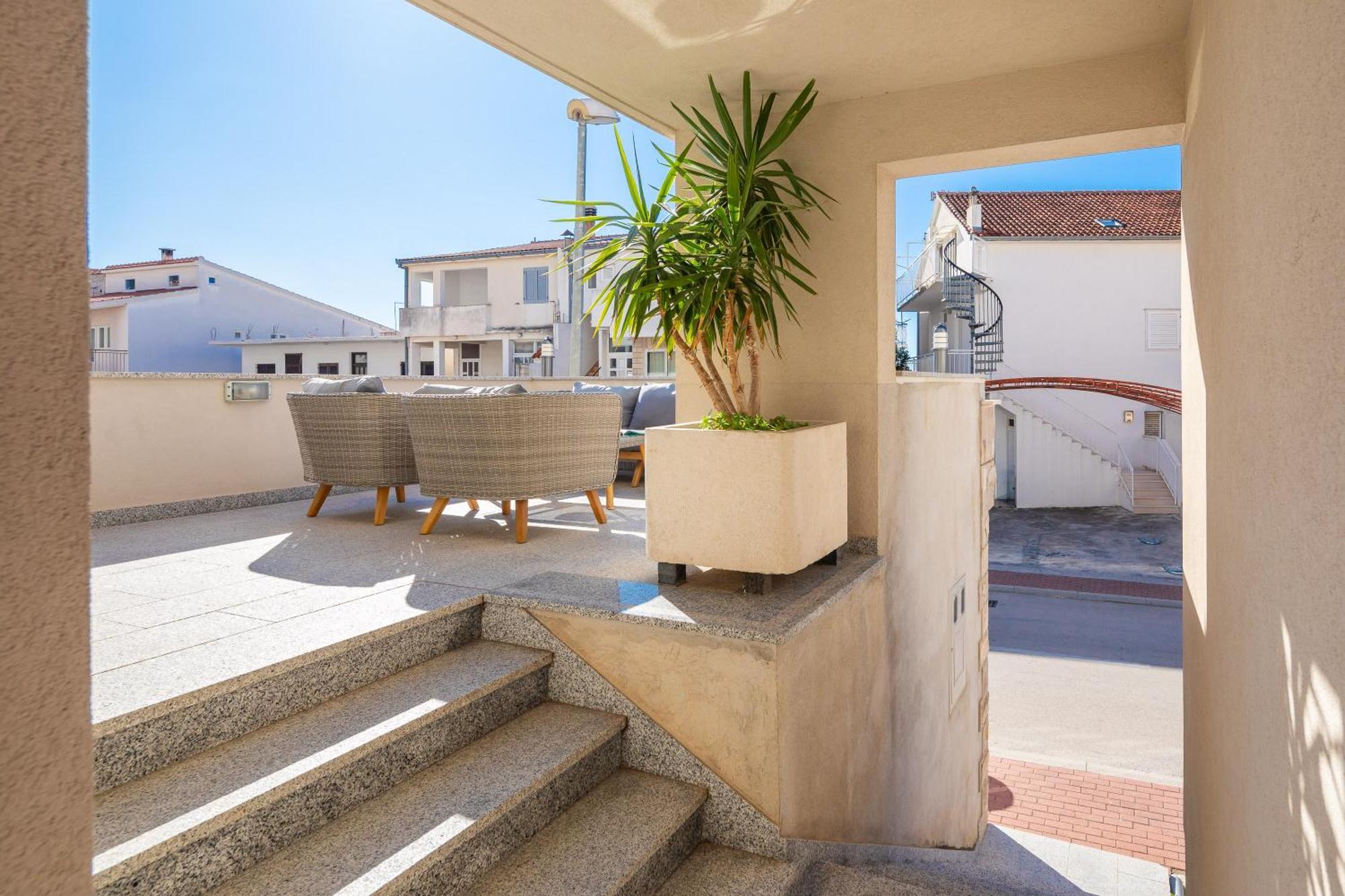 Apartment Filip - Free Parking By The House *